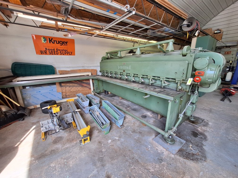 Cincinnati Series 1010 Hydraulic Shear, Mahine # 11279, 220v, 3PH, Buyer Responsible for Removal
