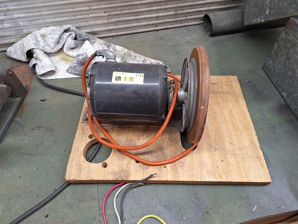 Electric Bench Sander/Grinder