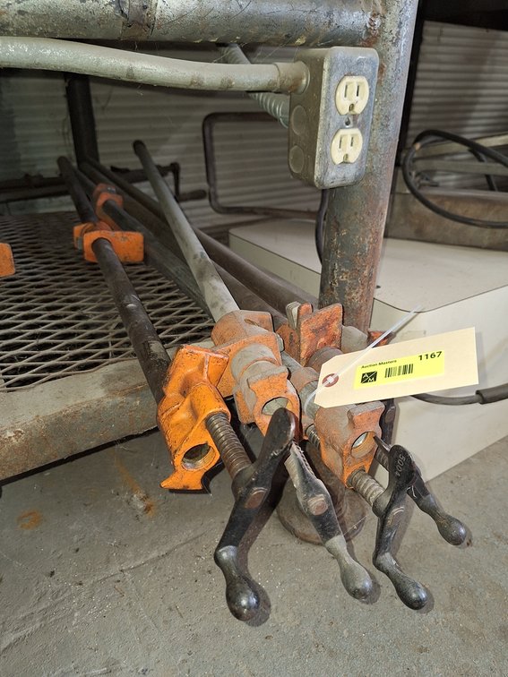 5 Pipe Clamps