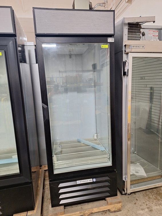NEW Beverage Air Upright Single Glass Door Reach-In Refrigerator, Model LV27-1-B-LED, 32"x29.5"X78"