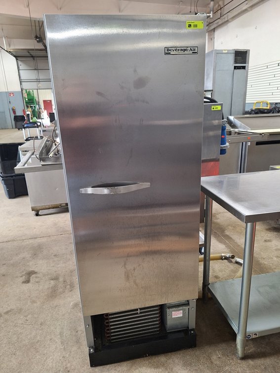NEW Beverage Air SS Single Door Refrigerator, 24"x23"x65"