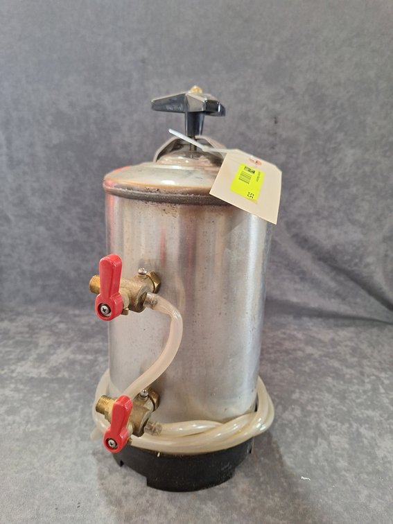 SS Professional Manual Water Softener, 9"x9"x16"