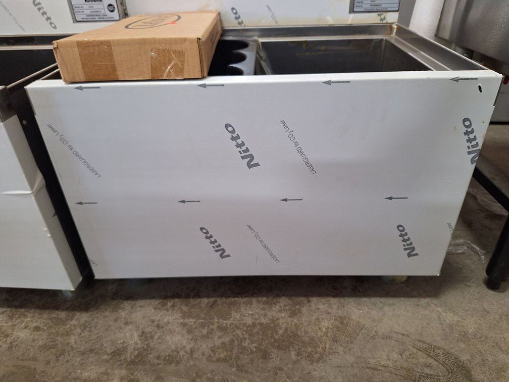 NEW Krowne SS Ice Storage Well, Model 18-24, 24"x18"