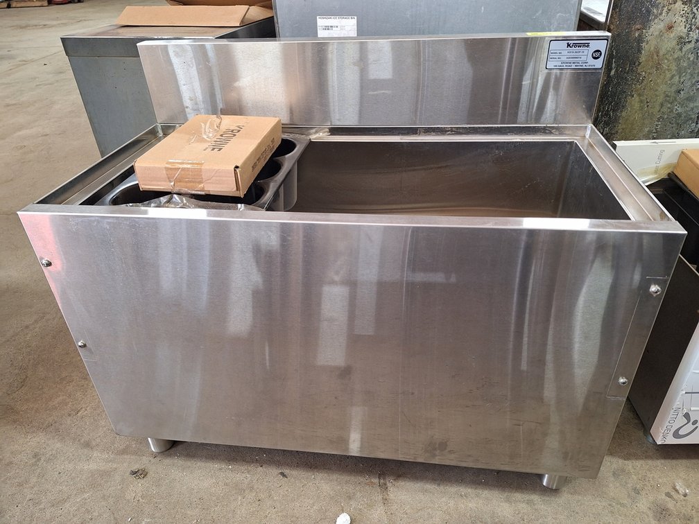 NEW Krowne SS Ice Storage Well, Model KR18-36DP-10, 36"x20"