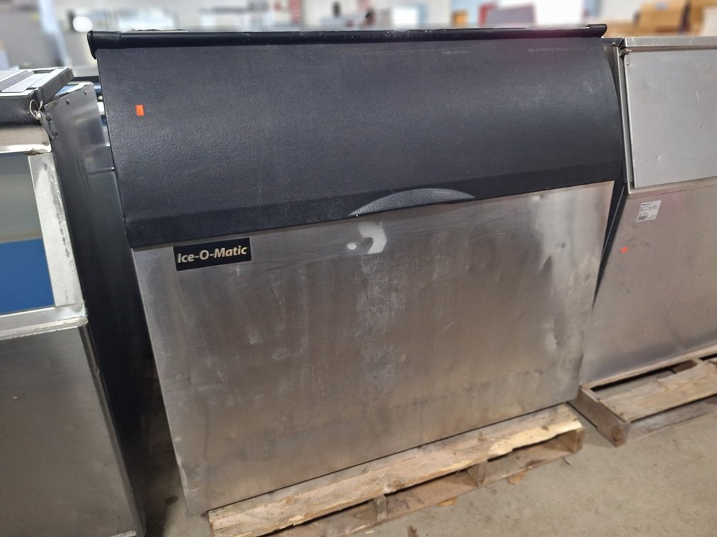 Ice-O-Matic Ice Storage Bin, 48"x27"x46"