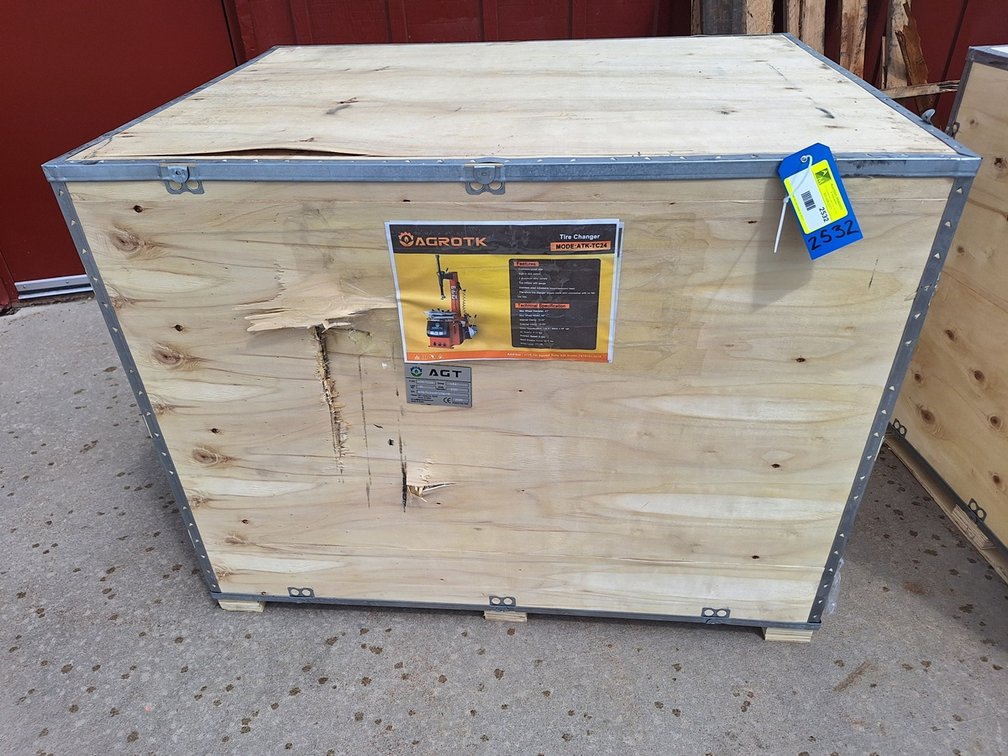 2026 AGT Tire Changer, Model ATK-TC24, Unused