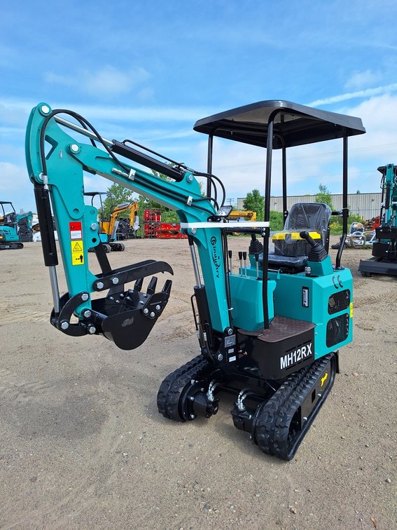 2026 CFG Mini Excavator, Model MH12RX, Unused