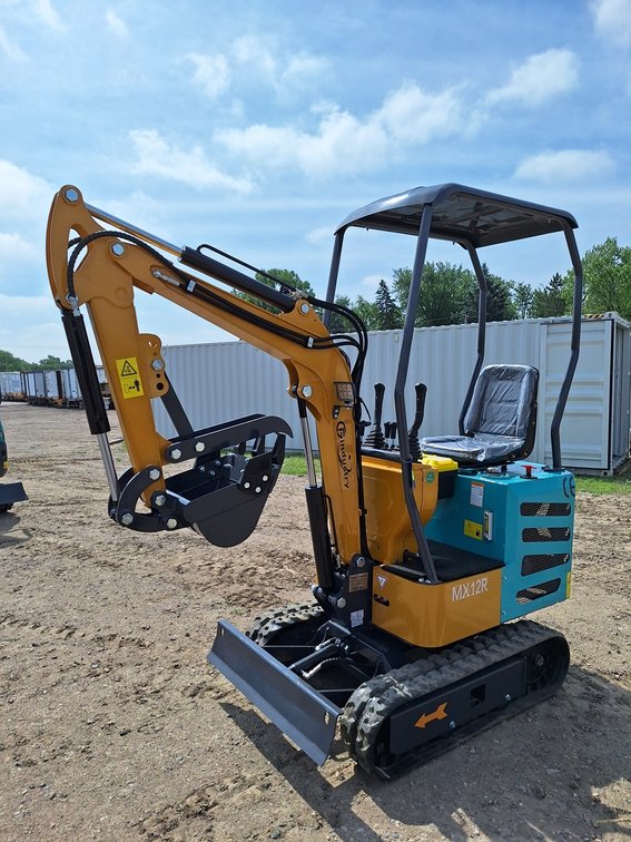 2026 CFG Mini Excavator, Model MX12R, Unused