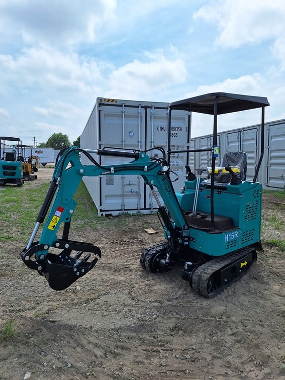 2026 CFG Mini Excavator, Model H15R, Unused