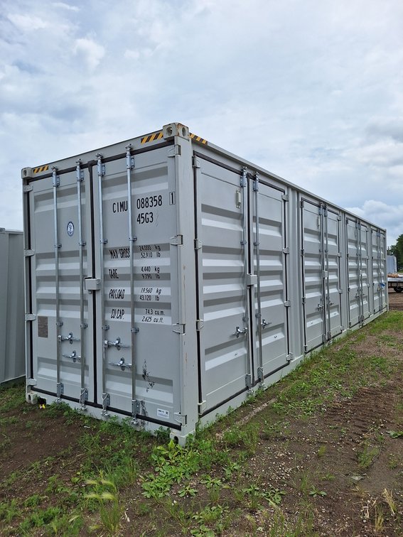High Cube 40' Container, Four Doors (CIMU 0883581)