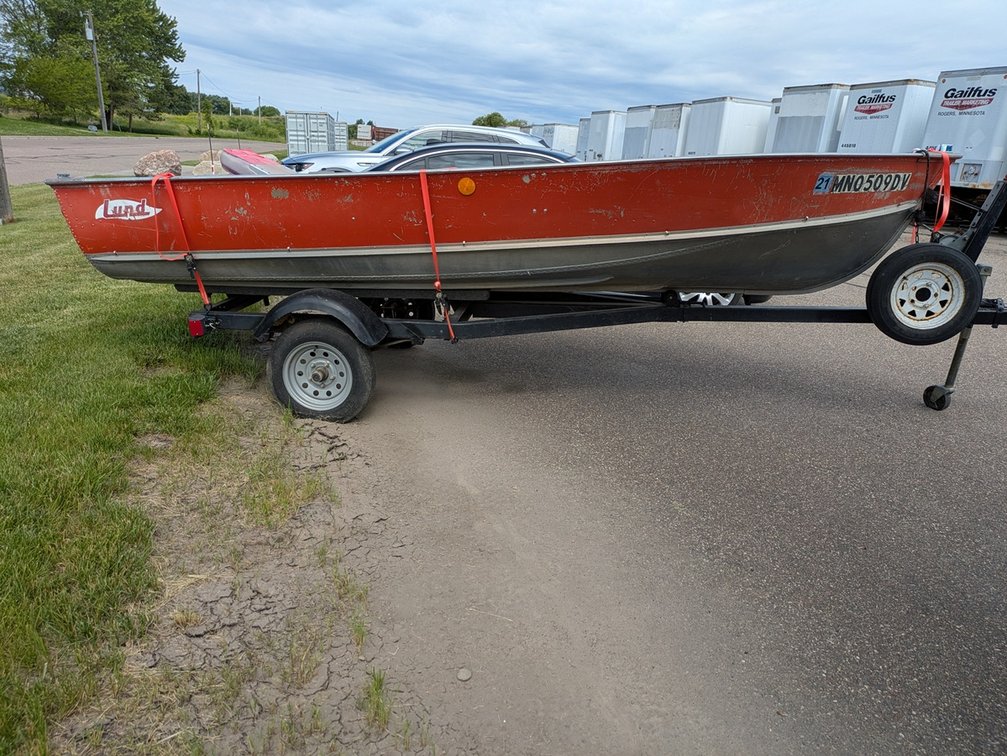 1978 Lund Aluminum 14' Boat with Trailer