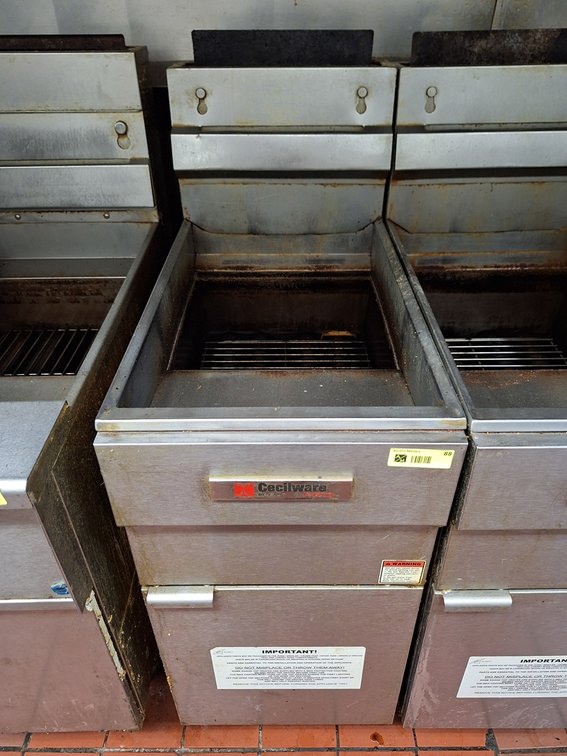 Cecilware Pro SS Gas Deep Fryer on Wheels, 16"