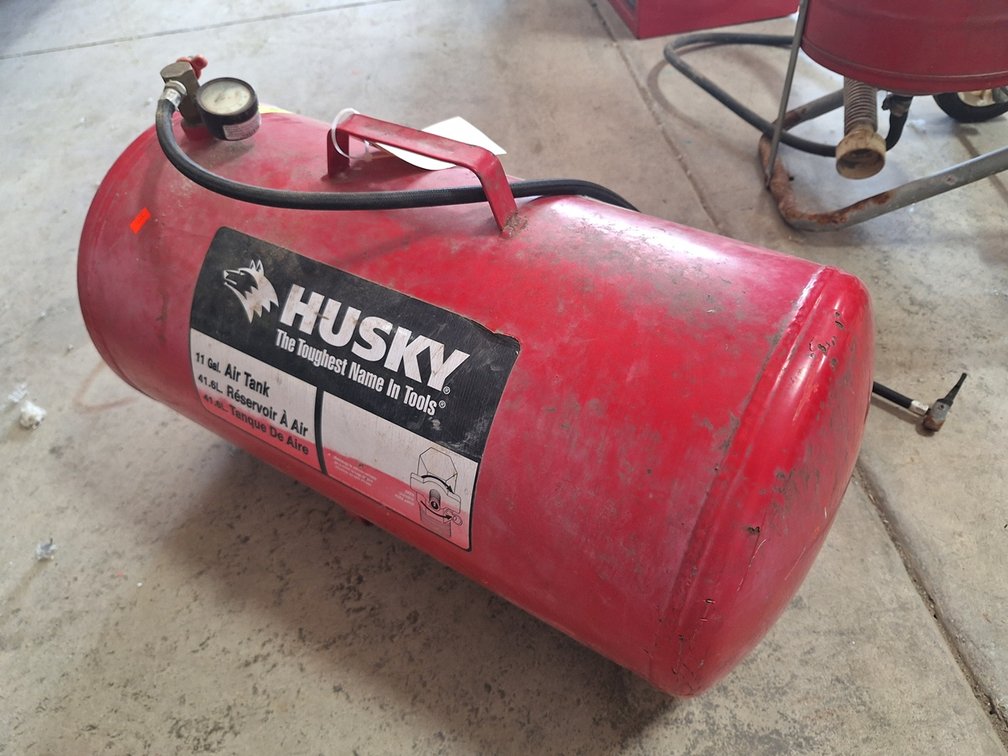 Husky 11 Gallon Air Tank