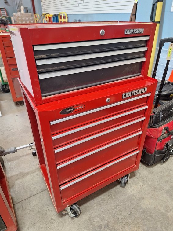 Craftsman Tool Chest on Wheels, 26.5"x18"x45"