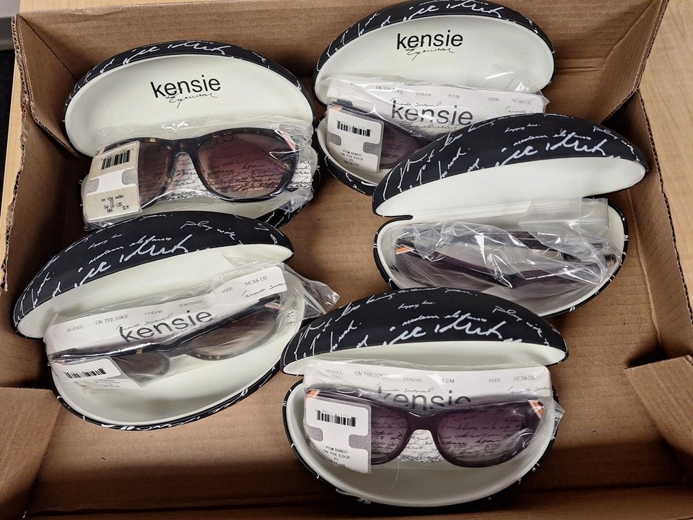 5 Pairs Kensie Sunglasses