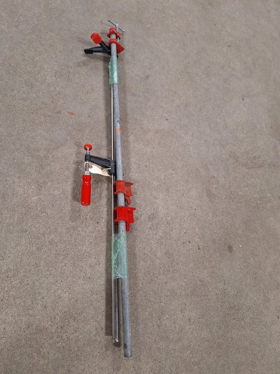 2 Metal Bar Clamps