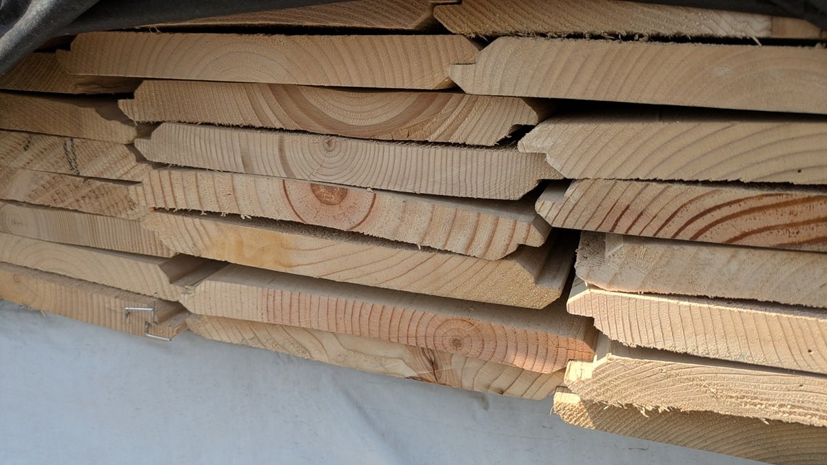 Beige Prime Western Wood 1"x8", UTIL LWP-11 REV KD, 8' Lengths, 384 Linear Feet, 216 Sq. Ft.