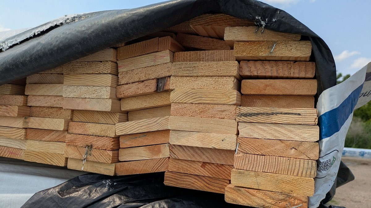 Douglas Fir 1"x4", Planer Falldown S4S, 5' to 10' Lengths, 1062 Linear Feet