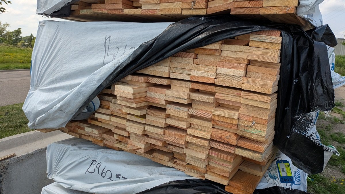 Douglas Fir 1"x4", Planer Falldown S4S, 6' to 10' Lengths, 2847 Linear Feet