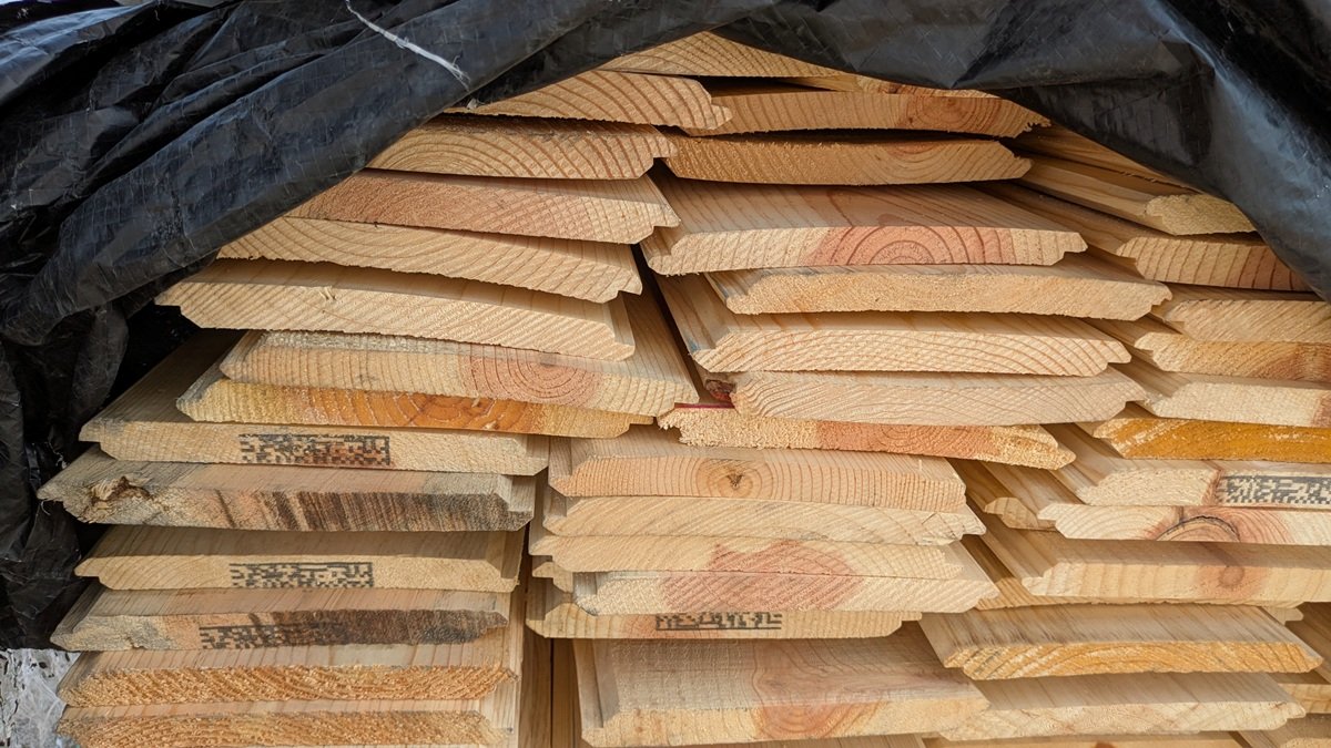 Ponderosa Pine 1"x8", COMMON LWP-11 REV, 180 Pieces, 10' and 12' Lengths, 1289.3 Board Feet