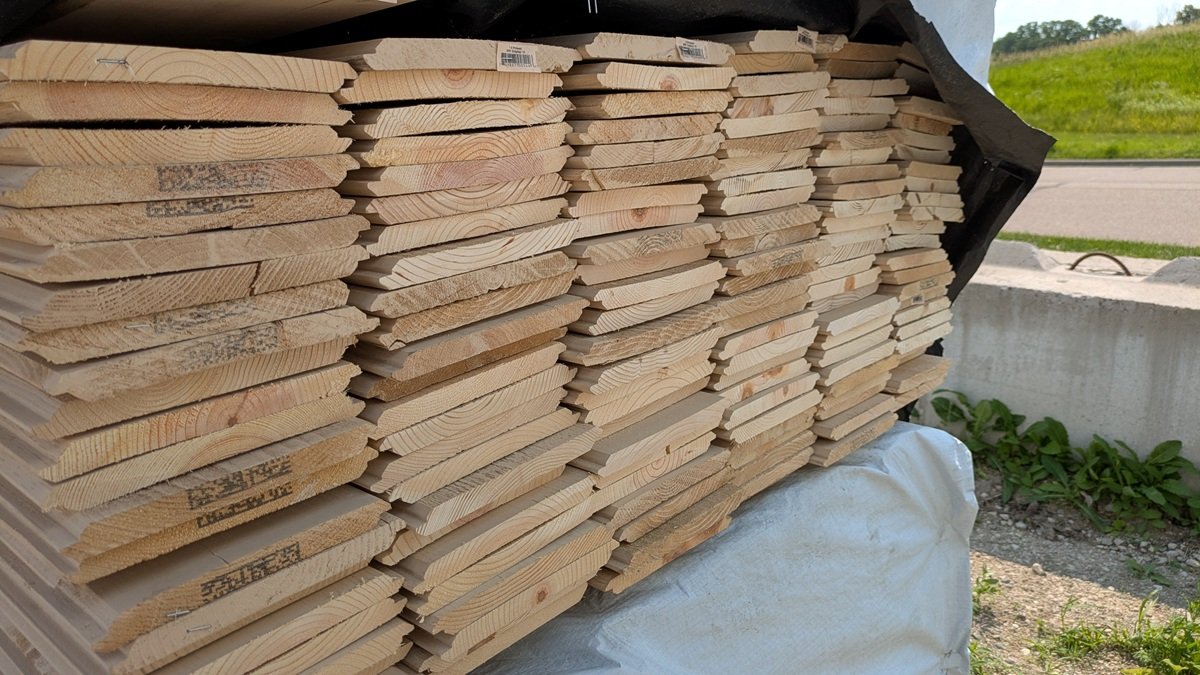 Beige Prime Western Wood 1"x8", UTIL LWP-11 REV KD, 8' Lengths, 960 Linear Feet, 540 Sq. Ft.