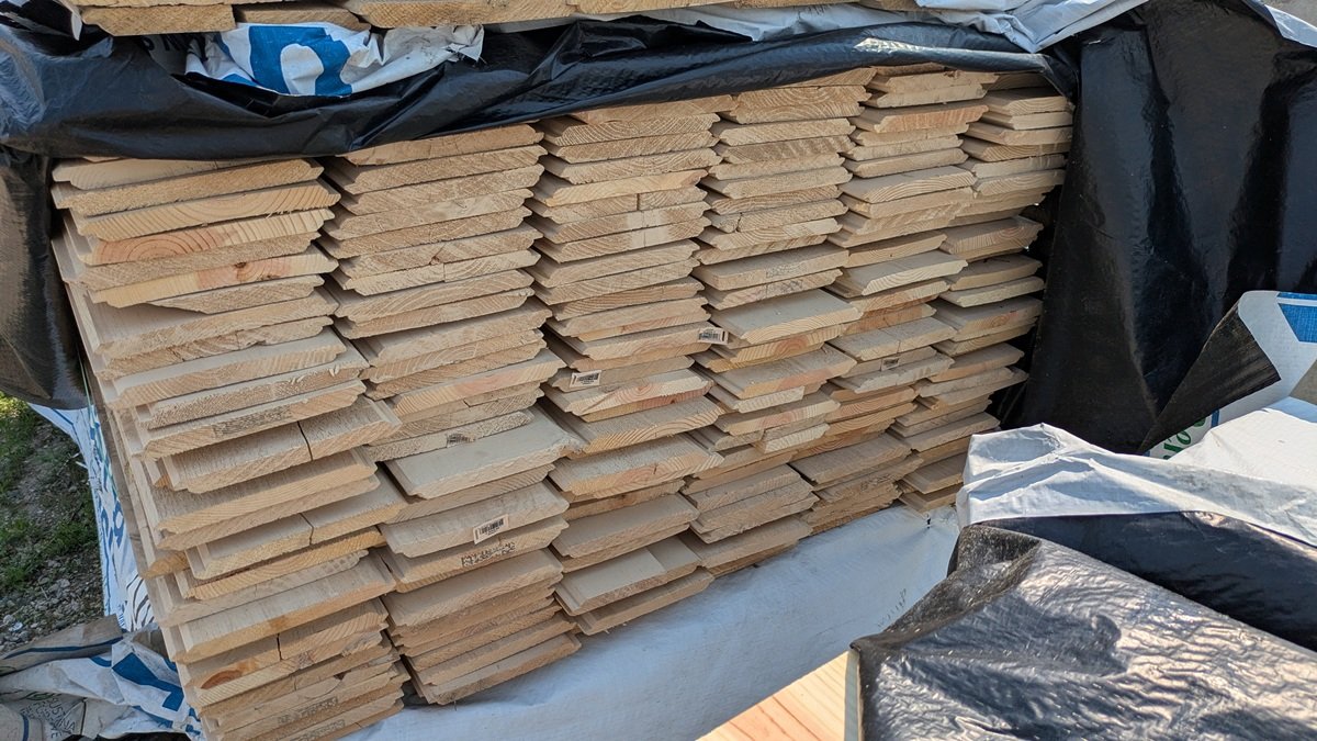 Beige Prime Western Wood 1"x8", UTIL LWP-11 REV KD, 8' Lengths, 1728 Linear Feet, 648 Sq. Ft.