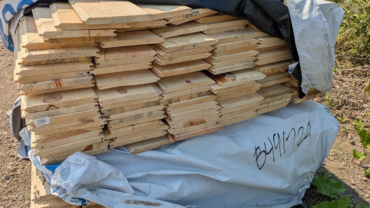 Ponderosa Pine 1"x8", UTIL LWP-4 REV, 6' to 10' Lengths, 985 Linear Feet, 564 Sq. Ft.