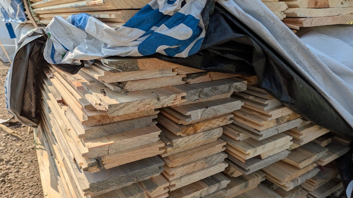 Ponderosa Pine 1"x6", UTIL LWP-4 FACE SQ BACK KD, 6' to 10' Lengths, 1492 Linear Feet, 621 Sq. Ft.