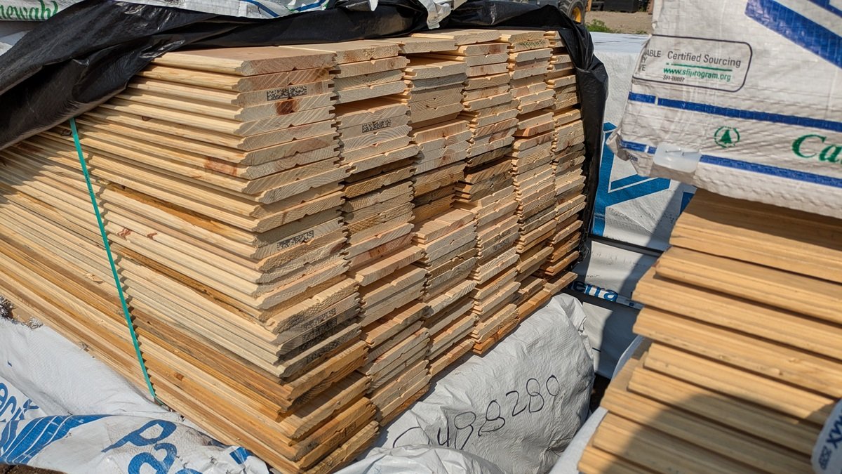Ponderosa Pine 1"x8", UTIL LWP-116 #6321, 6' to 10' Lengths, 1734 Linear Feet, 1003 Sq. Ft.
