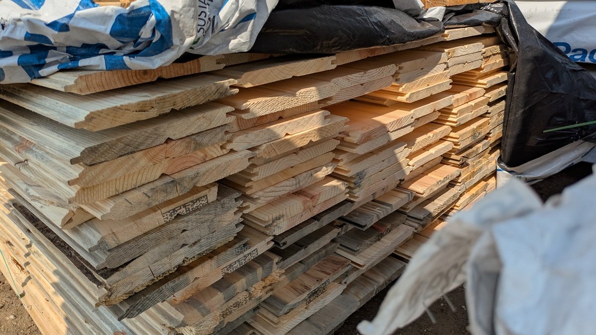 Ponderosa Pine 1"x8", UTIL LWP-116 #6321, 6' to 10' Lengths, 1231 Linear Feet, 692 Sq. Ft.