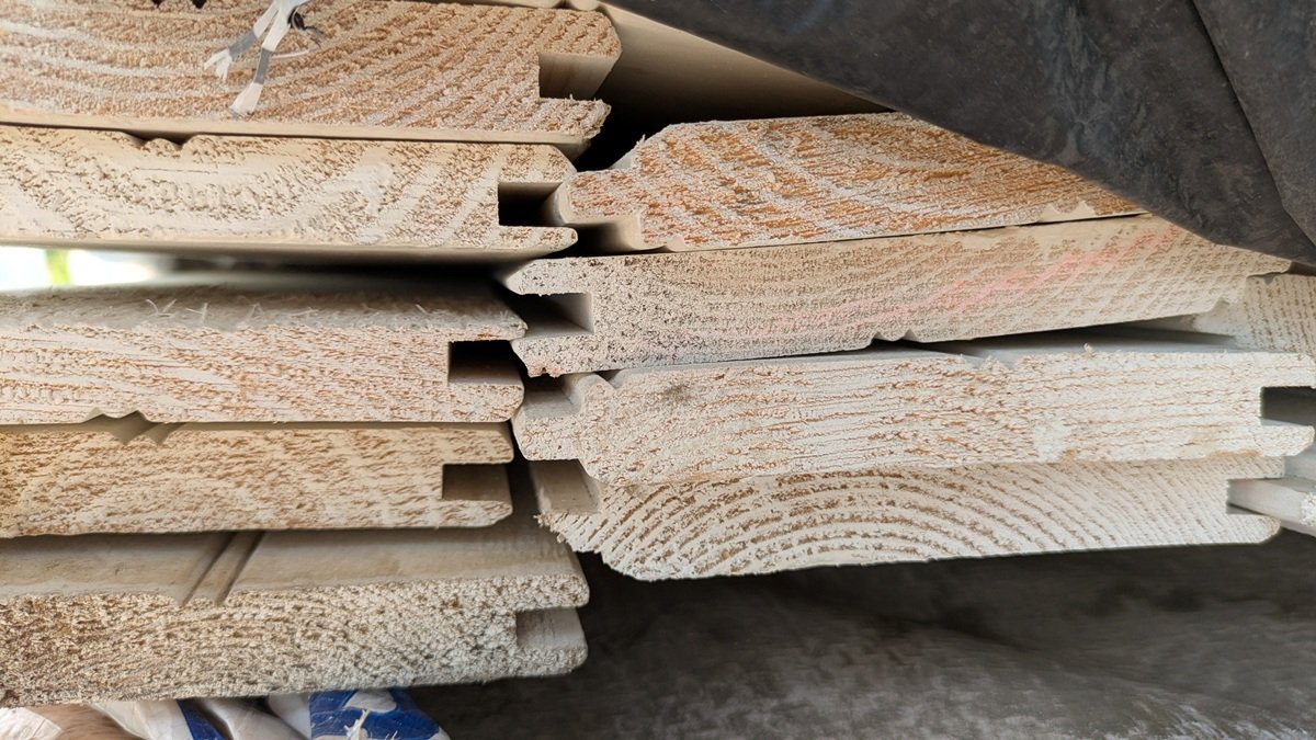 White Prime Ponderosa Pine 1"x6", 2 & BTR COMMON BEAD CLG FACE LWP-4 BACK, 12' Lengths, 432 Linear Feet