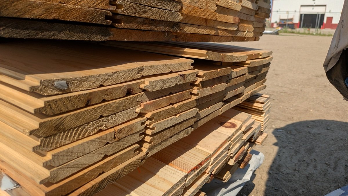 Ponderosa Pine 1"x8", 3 COMMON BRIGHT LWP-116 #6302, 16' Lengths, 768 Linear Feet, 432 Sq. Ft.