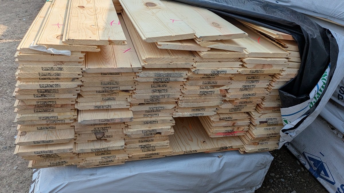 Ponderosa Pine 1"x6", UTIL BEAD CLG FACE LWP-4, 6' to 8' Lengths, 1364 Linear Feet, 766 Sq. Ft.