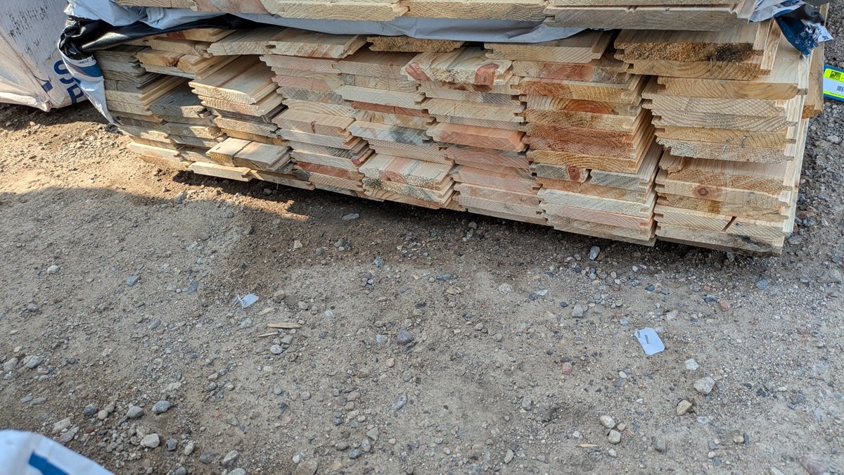 Ponderosa Pine 1"x6", UTIL LWP-4 FACE SQ BACK KD, 8' Lengths, 864 Linear Feet, 360 Sq. Ft.