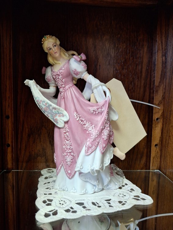 Lenox Porcelain Cinderella Figurine, 9"