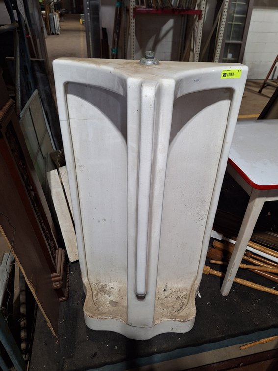 2-Sided Porcelain Urinal, 24"x18"x45"