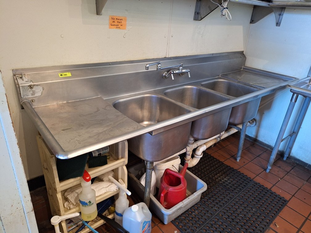SS 3 Compartment Sink with Faucet, 90"x26"x34"