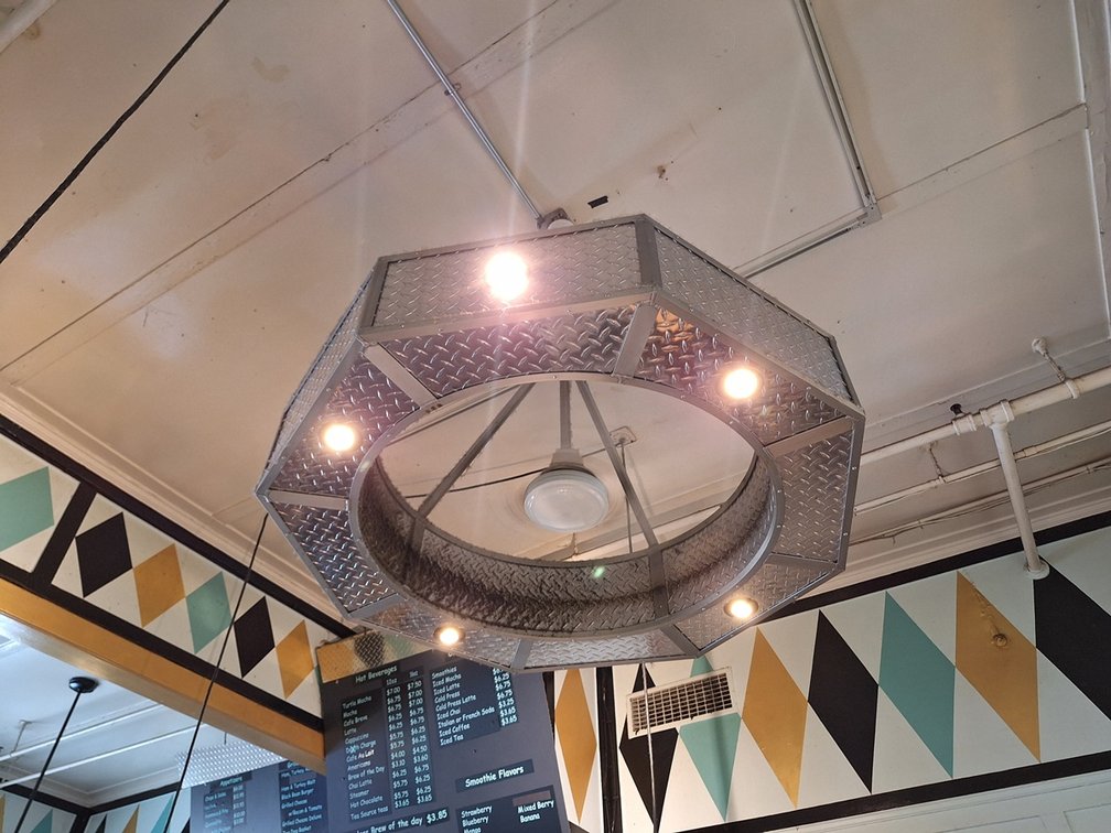 Diamond Plate Light/Fan