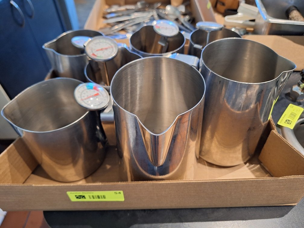 7 SS Pitchers, 5 Thermometers