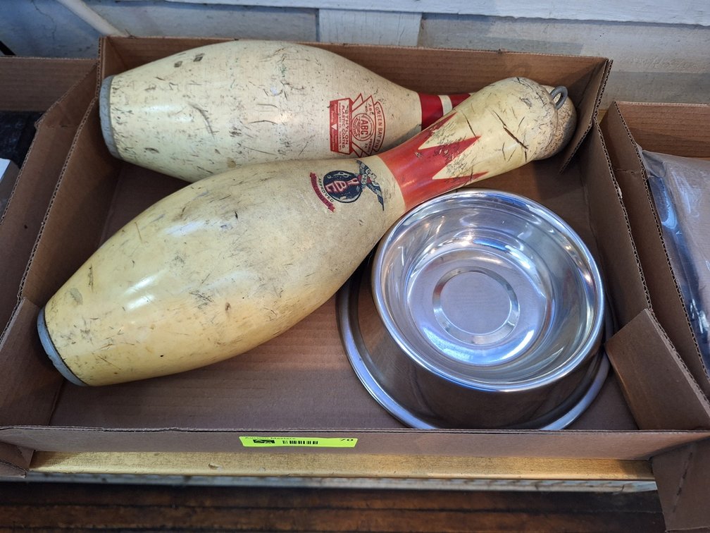 2 Bowling Pins, Doggie Dish