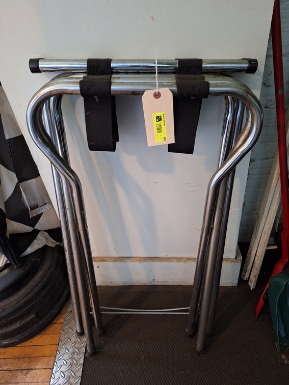 2 Folding Tray Racks