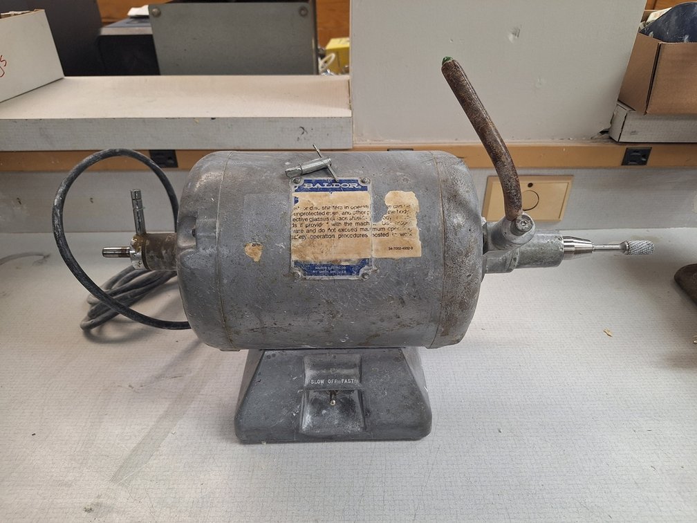 Baldor 1/3HP Polishing Lathe, RPM: 1725/3450