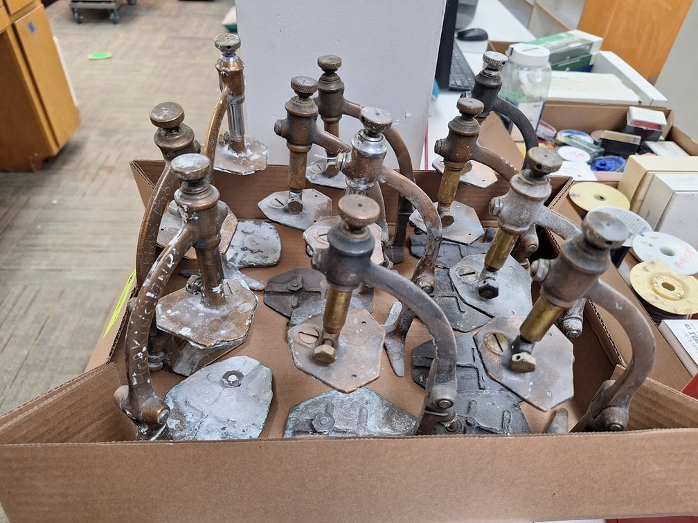 11 Brass Junior Balancer Articulators
