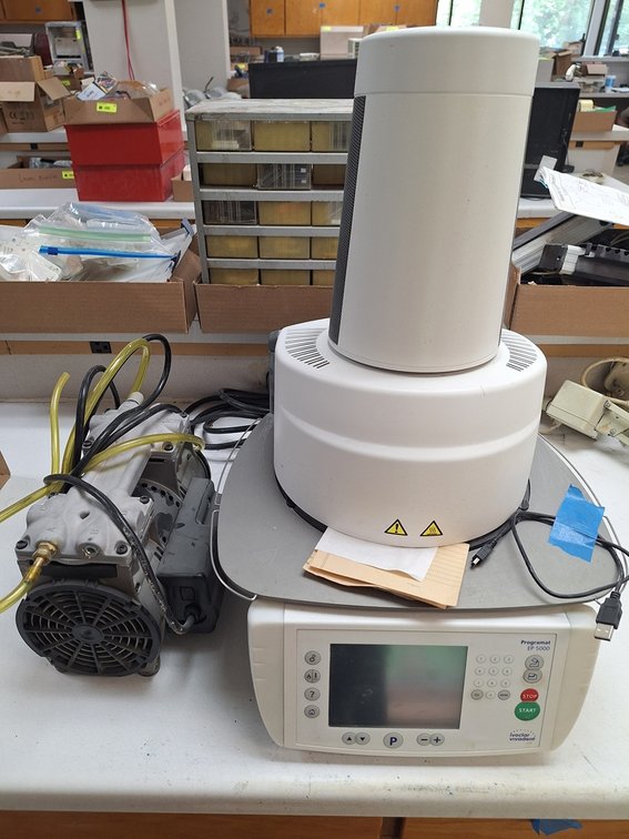 Ivoclar Vivadent Programat EP5000 with Vacuum Pump