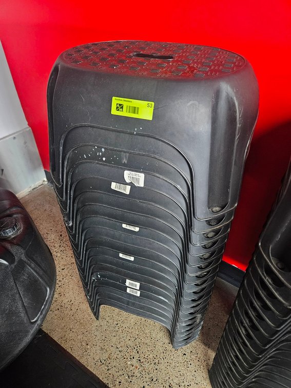 18 Step Stools, 10"
