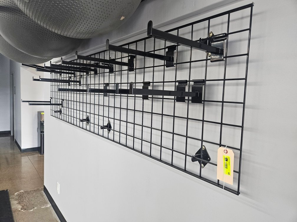 2 Grid Walls with Hooks, 96"x24"