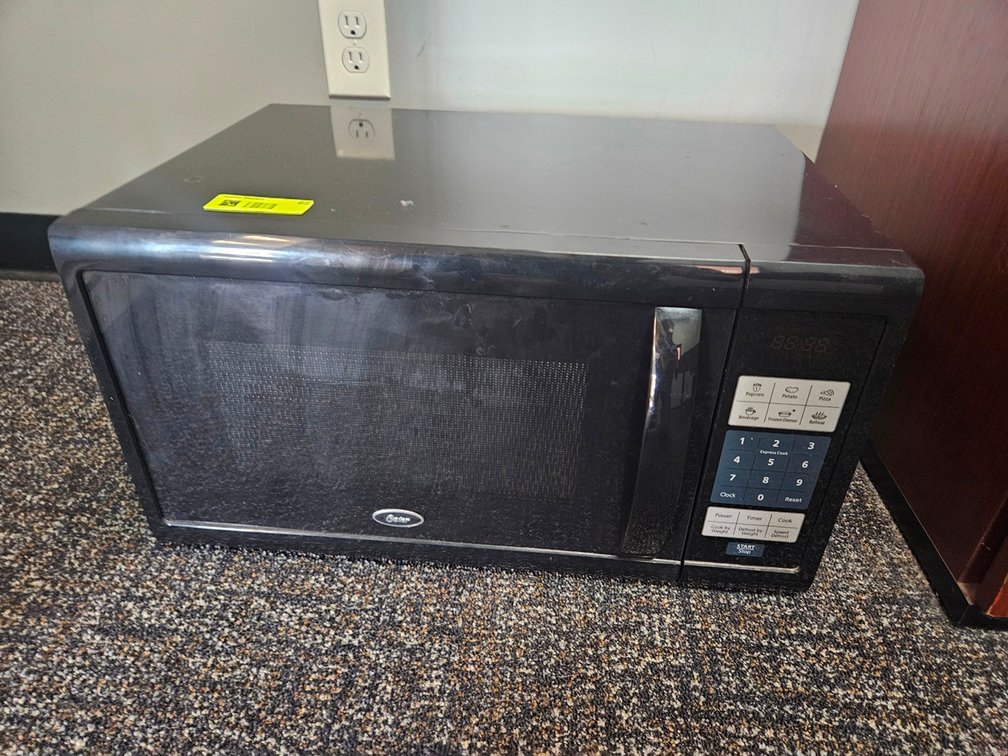 Oster Microwave