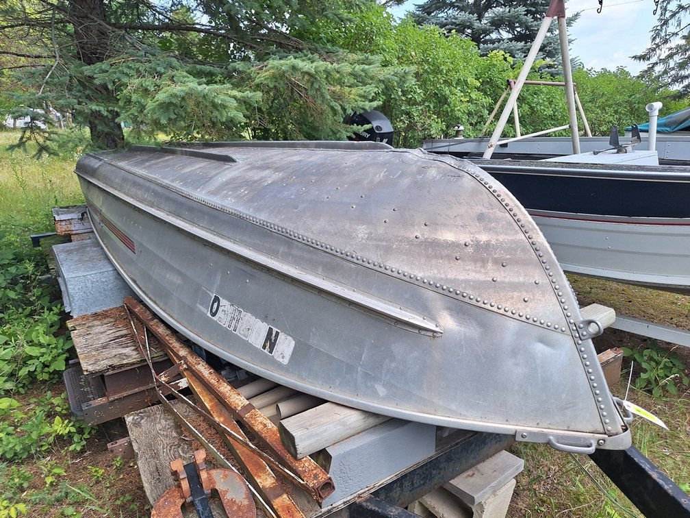 Game Fisher 14' Aluminum Fishing Boat