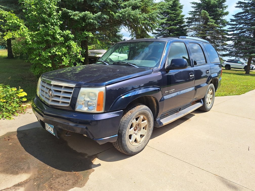2004 Cadillac Escalade, Prior Salvage Title, VIN 1GYEK63N84R203353, Vortec 6.0L V-8, Automatic, Unknown Miles, Leather, Moonroof, Power Everything, Receiver Hitch