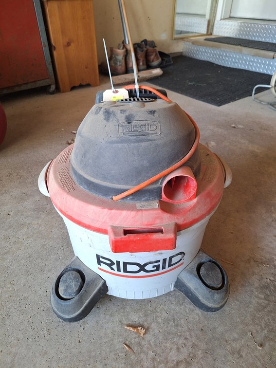 Ridgid Shop Vac on Wheels
